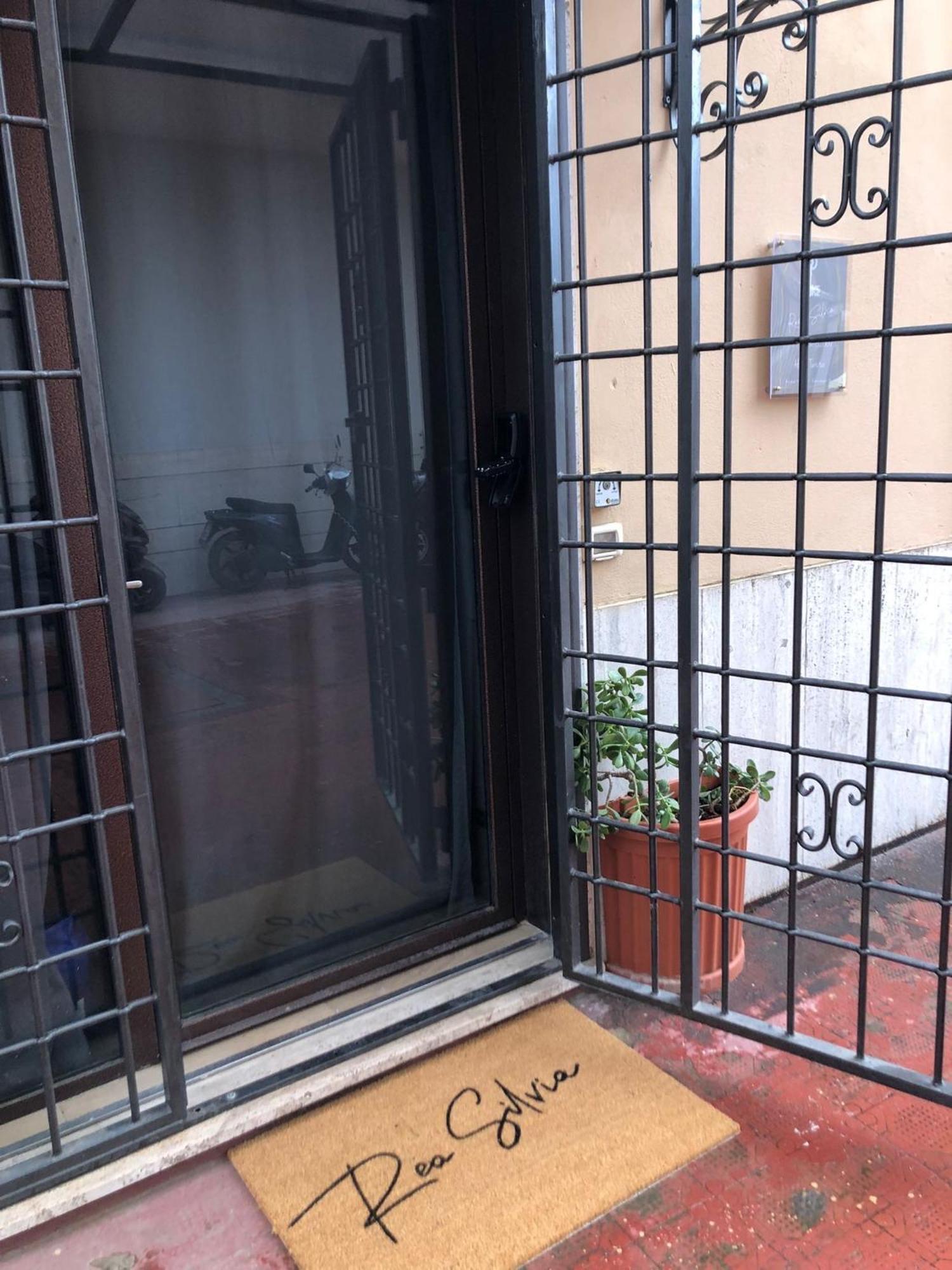 Appartamento Rea Silvia Intero Indipendente Roma